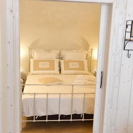 Suite Vitti 5 - Puglia Mia Apartments Monopoli Eksteriør billede